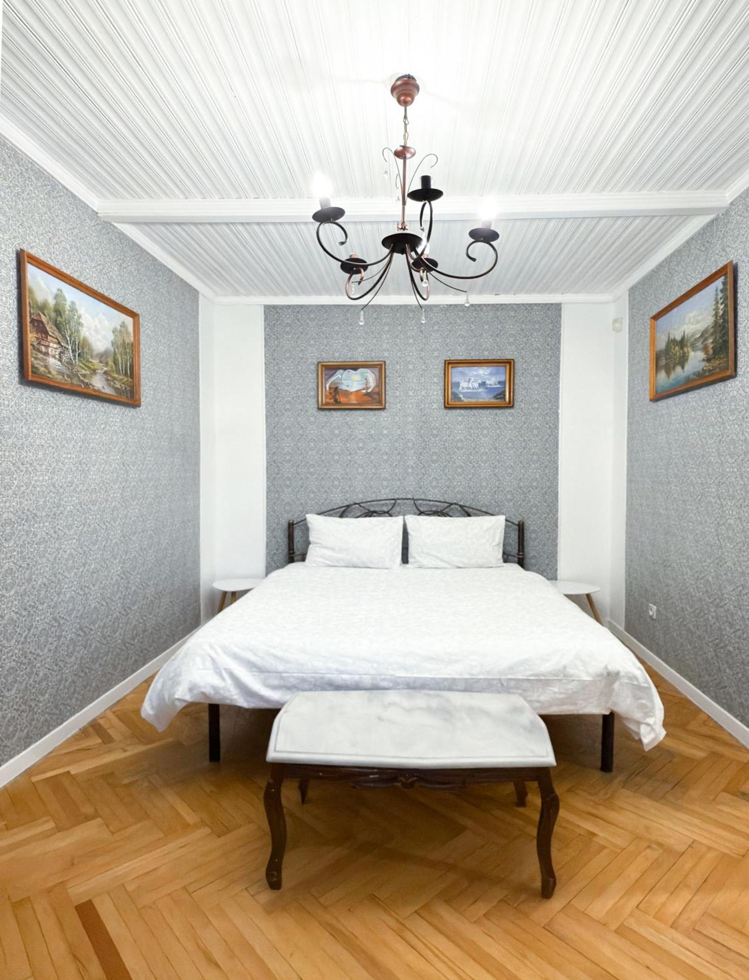 Teodora Square Apartments Площа Святого Теодора Λβιβ Εξωτερικό φωτογραφία