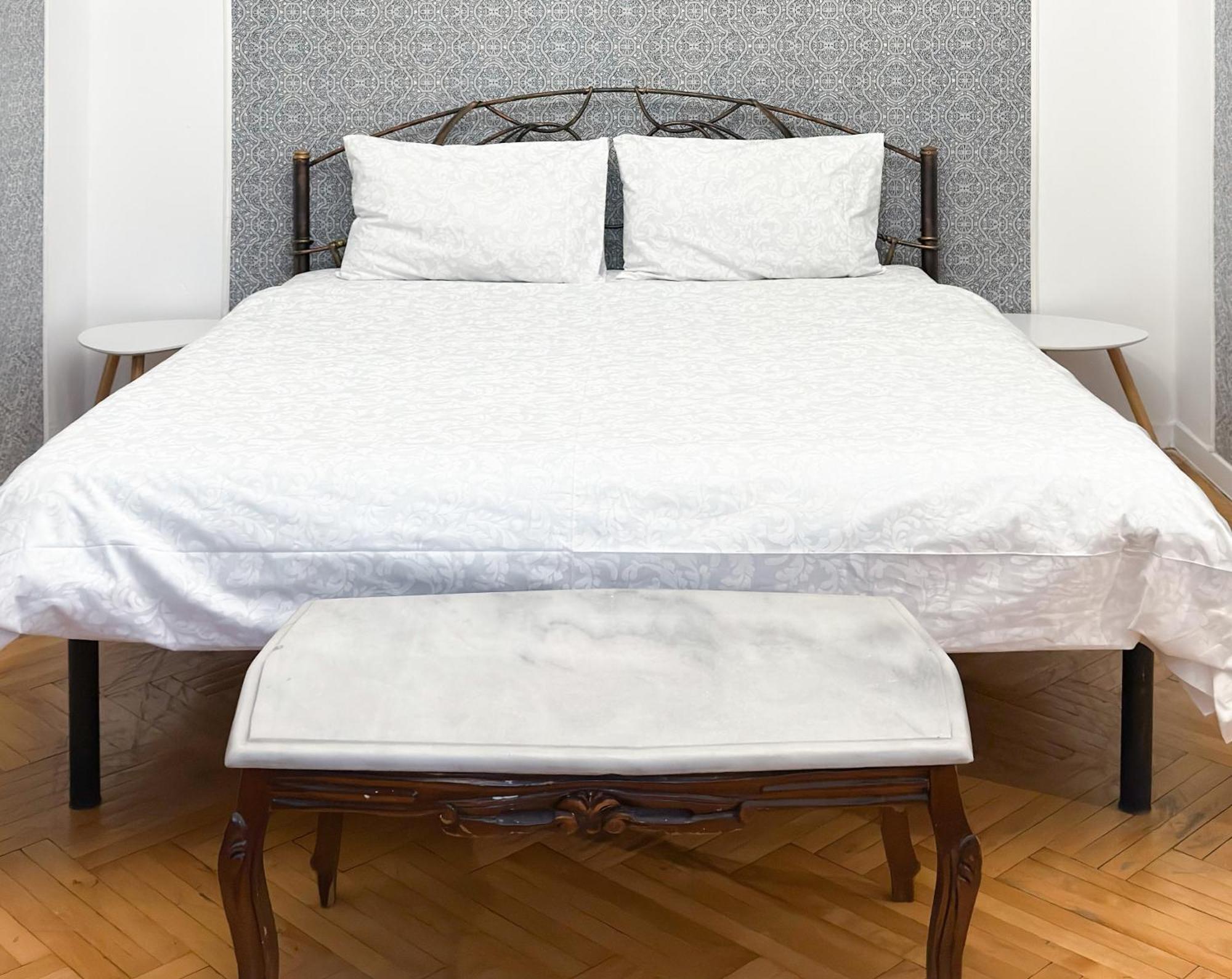 Teodora Square Apartments Площа Святого Теодора Λβιβ Εξωτερικό φωτογραφία