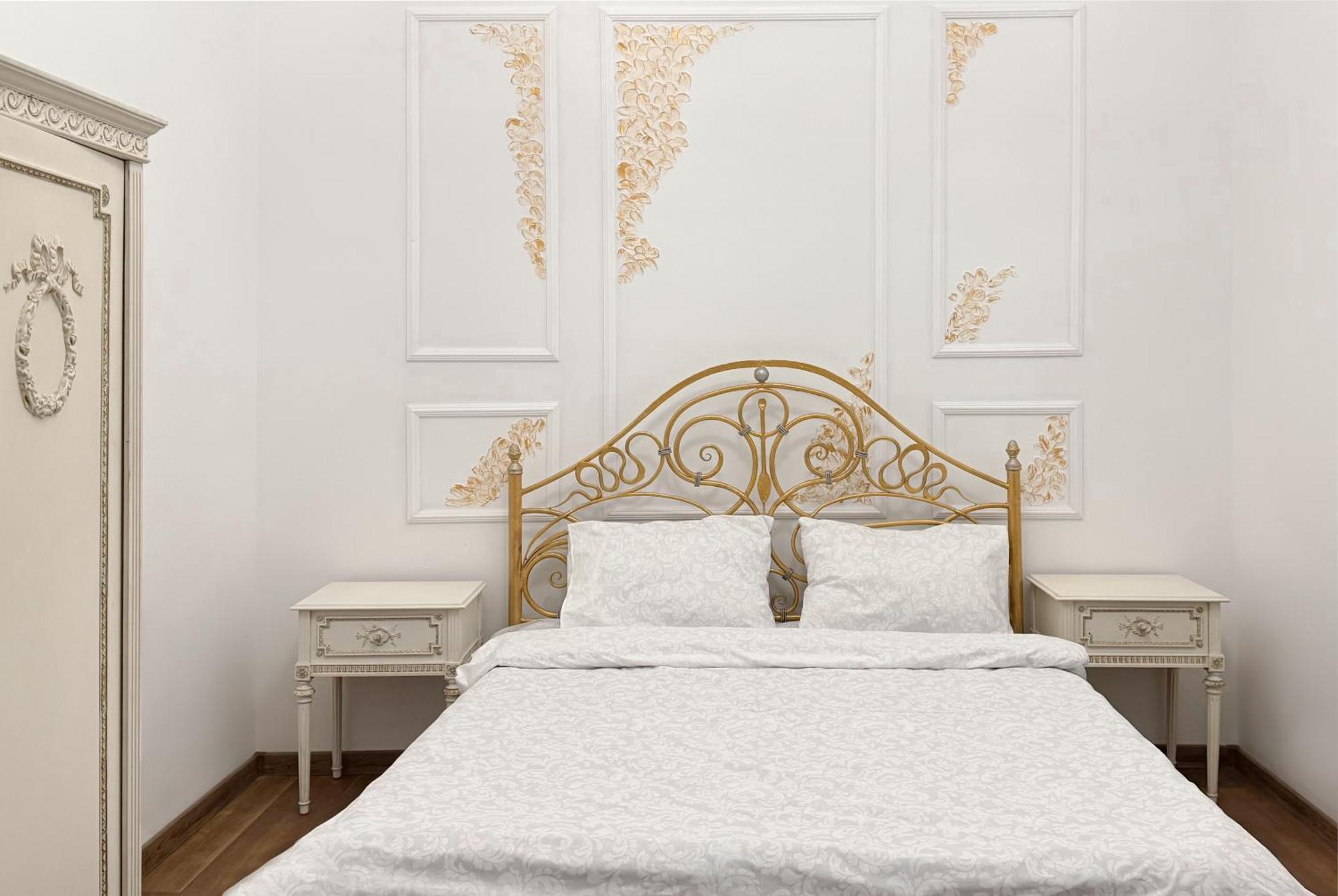 Teodora Square Apartments Площа Святого Теодора Λβιβ Εξωτερικό φωτογραφία