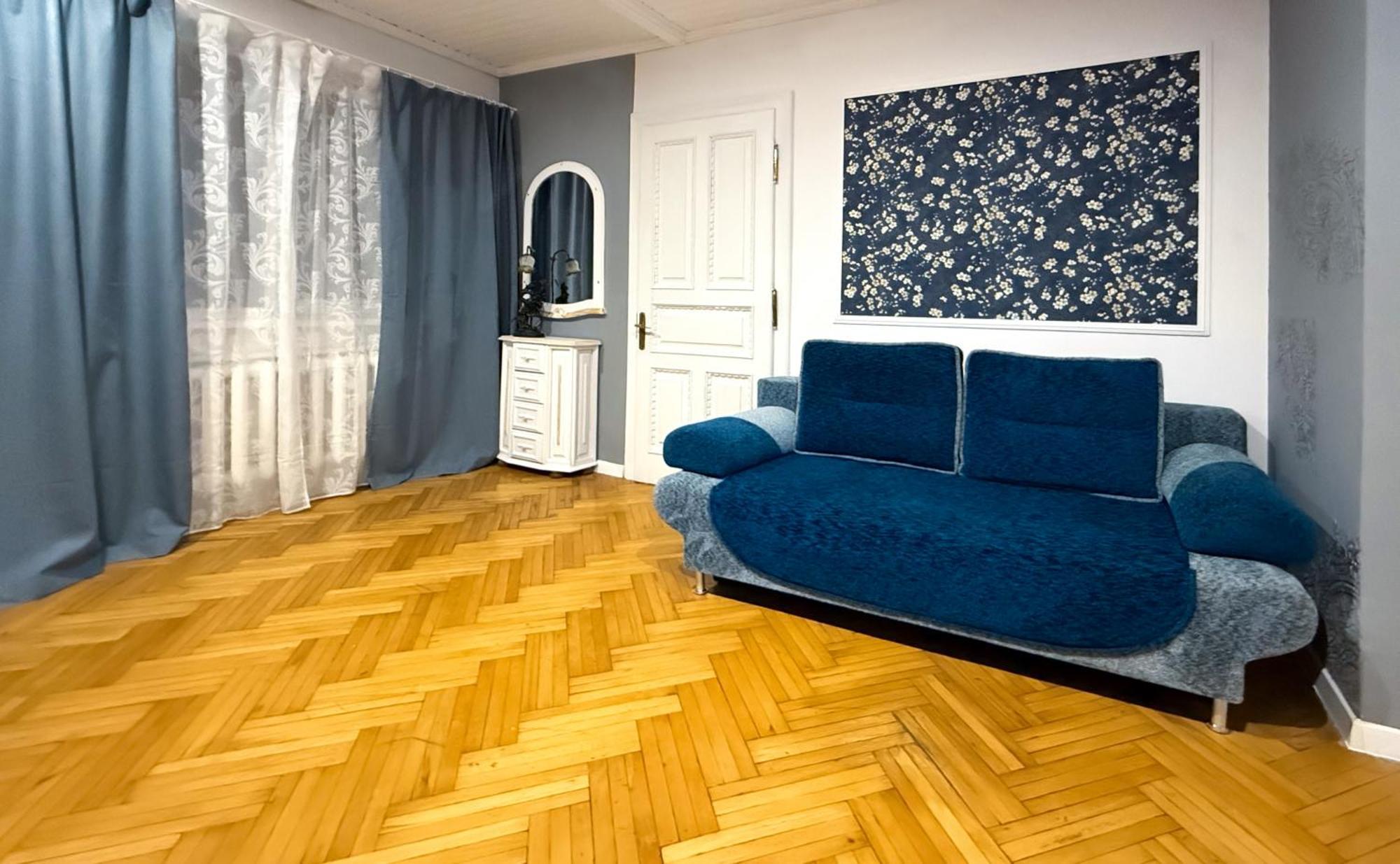 Teodora Square Apartments Площа Святого Теодора Λβιβ Εξωτερικό φωτογραφία